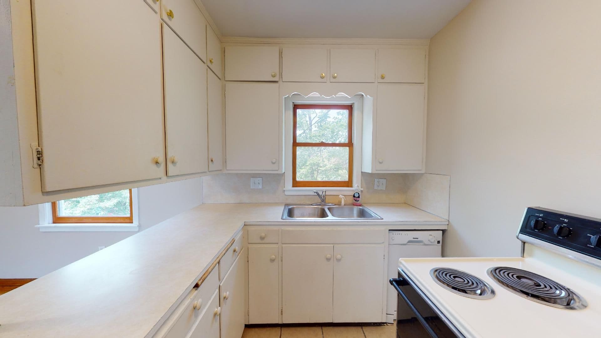 Ames House: 2635 Hunt Street