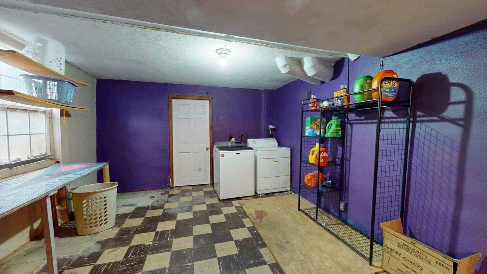 Ames House: 147 Campus Avenue