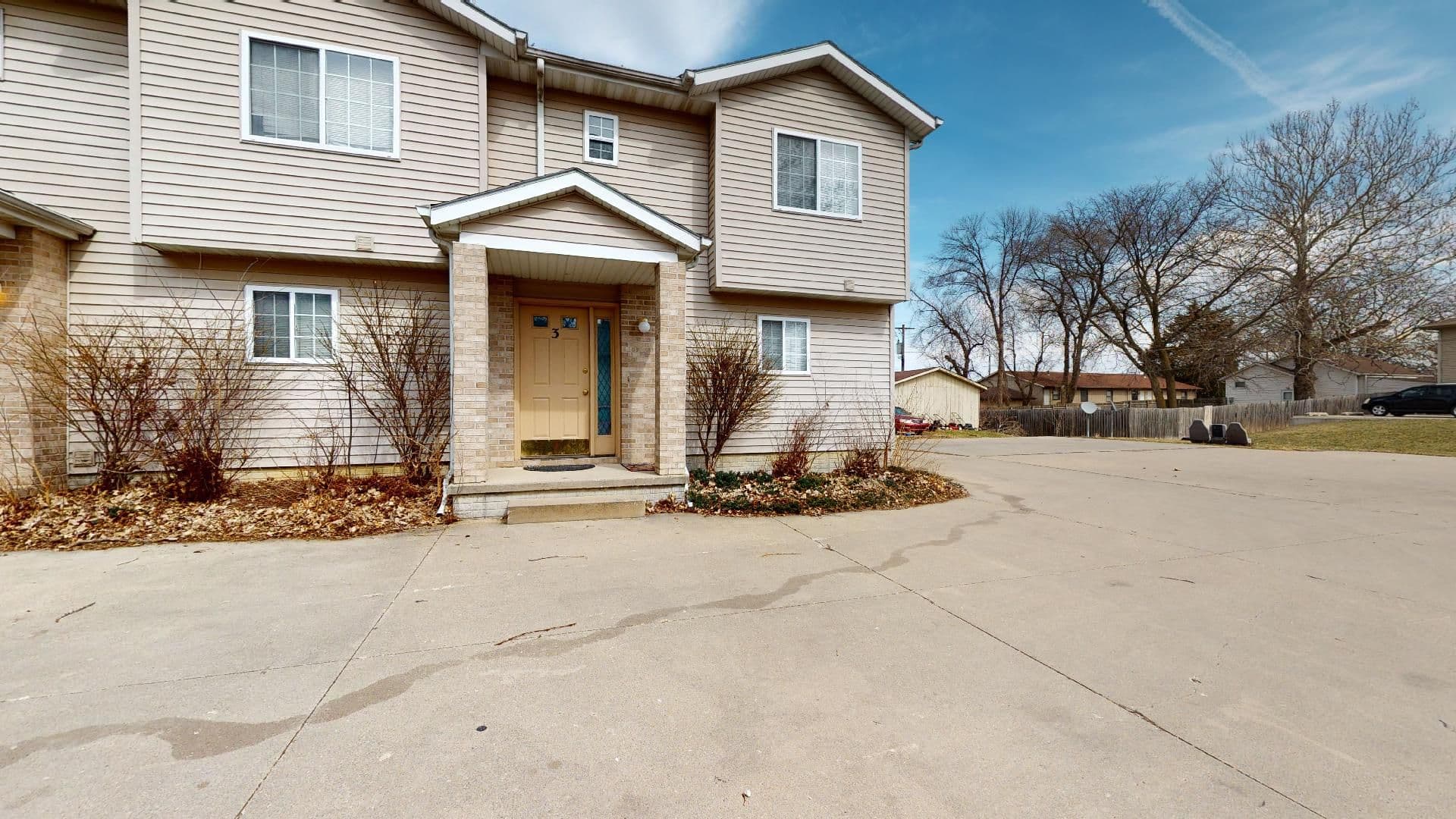 Ames House: 1510 Delaware Avenue #3