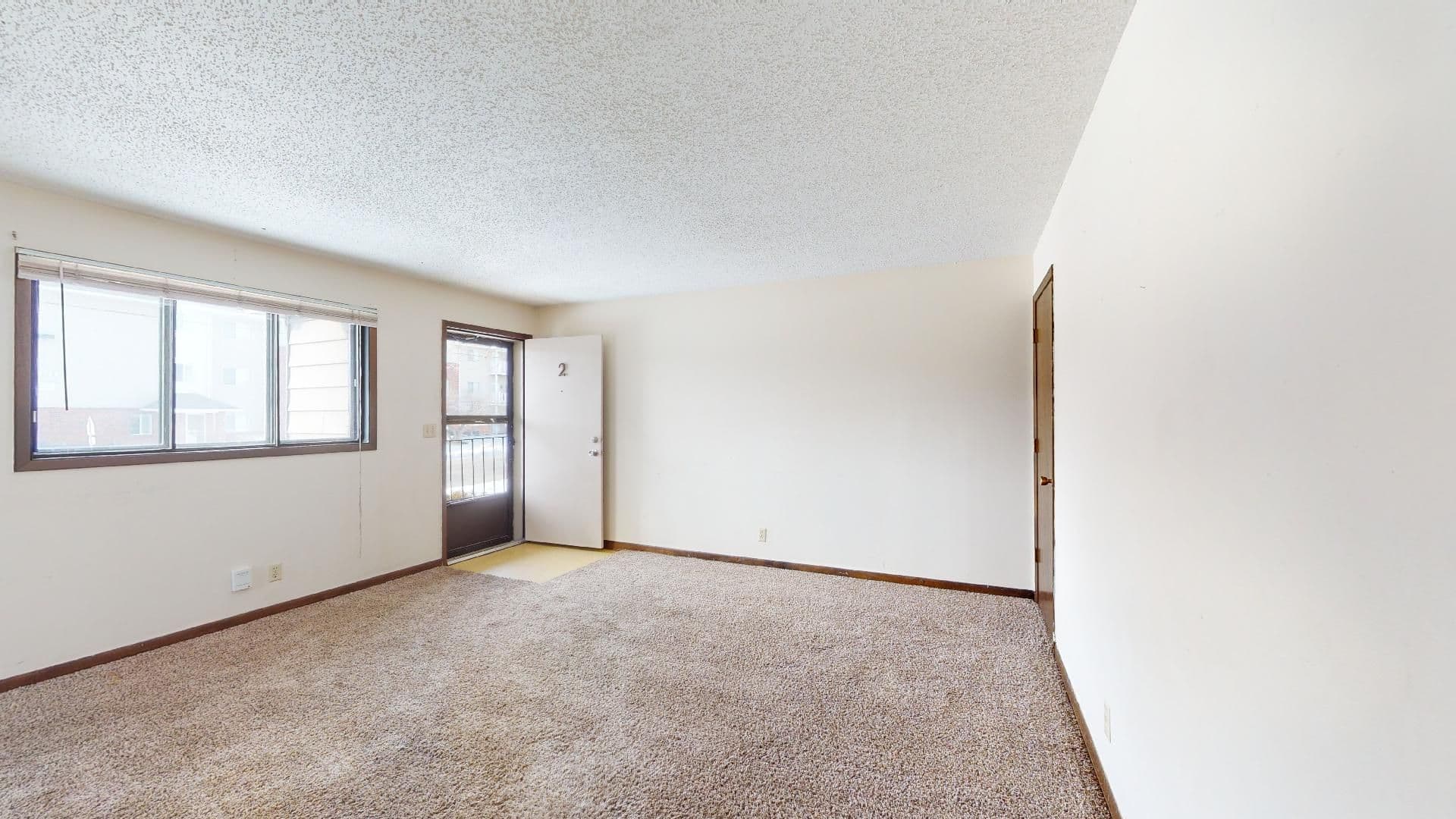 Ames Apartment: 1314 North Dakota Avenue