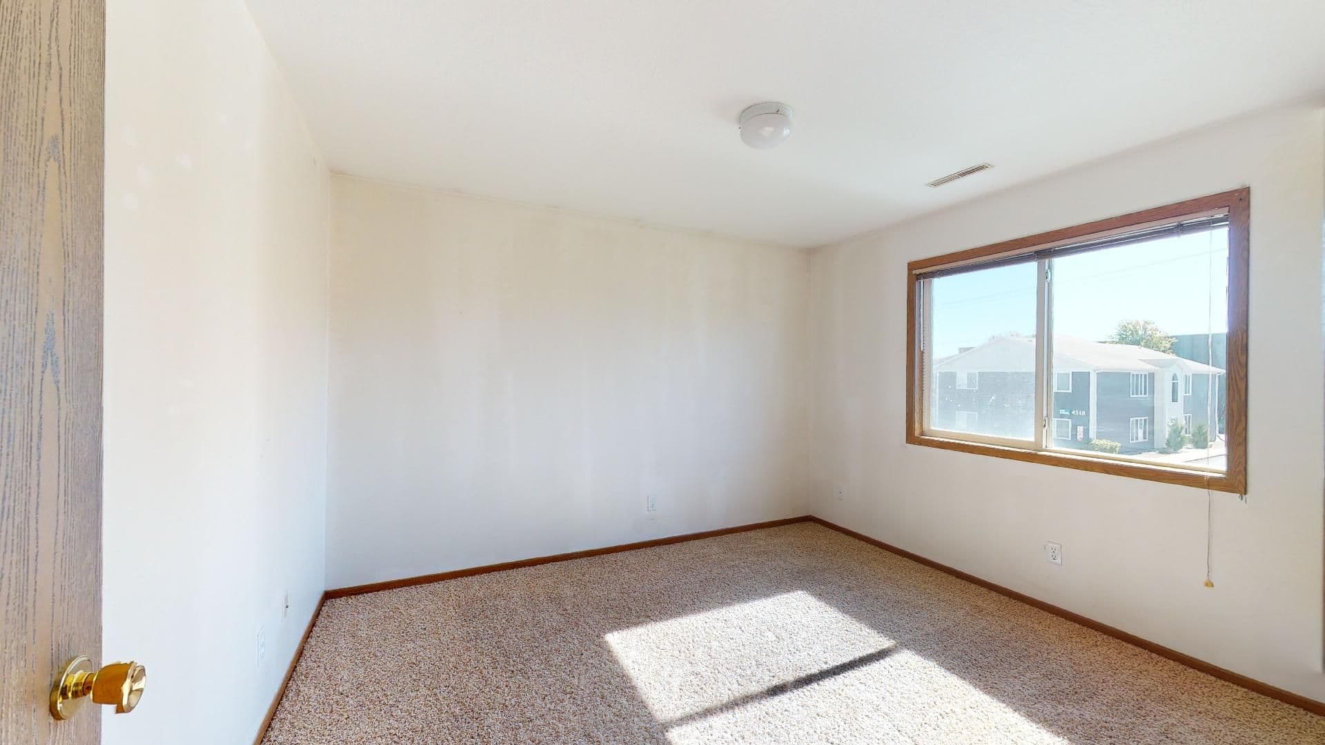Ames Apartment: 4517 Steinbeck Street