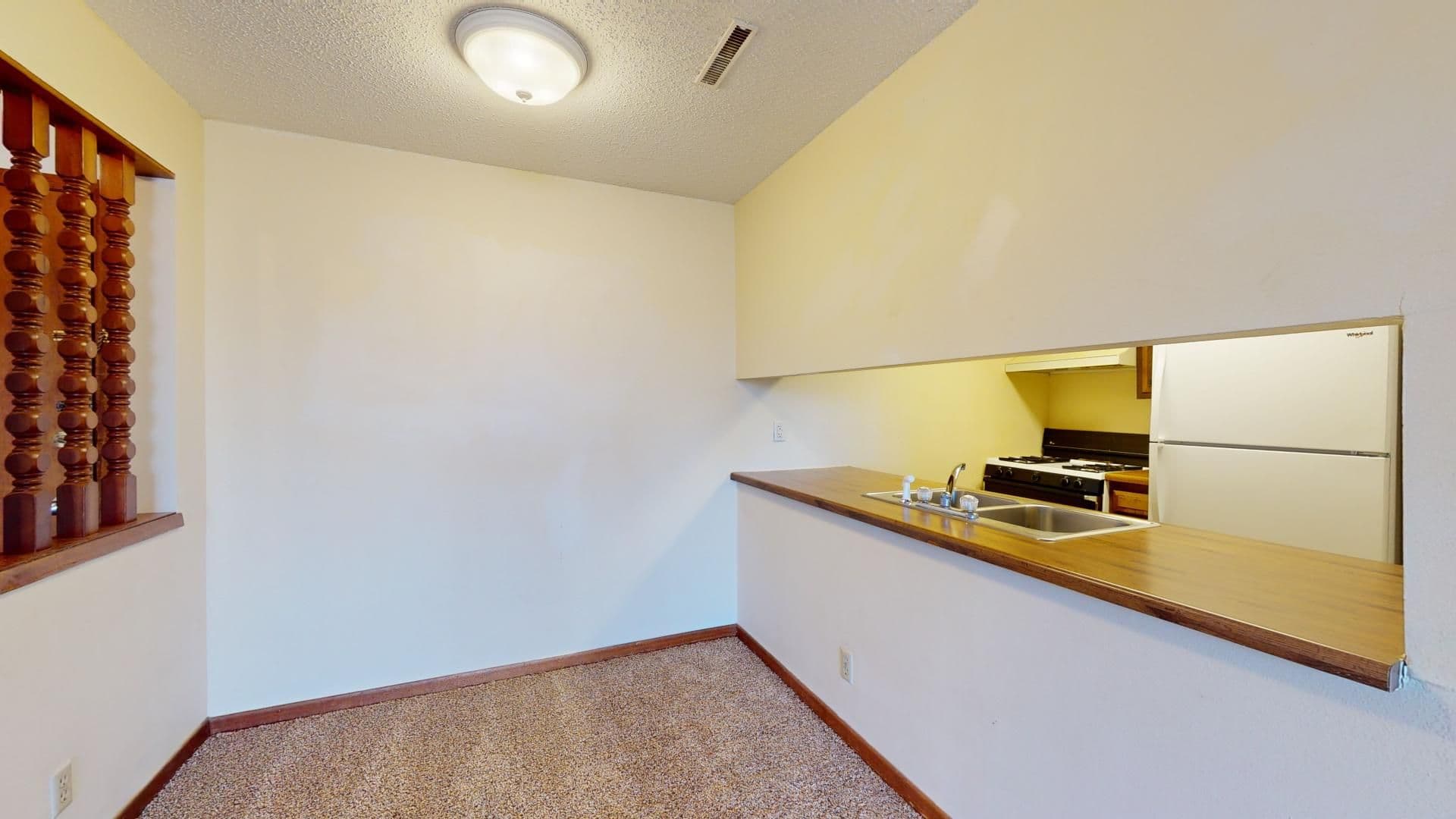 Ames Apartment: 3500 Grand Avenue