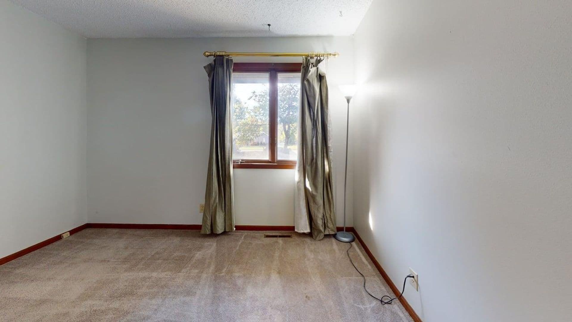 Ames House: 3315 Kingman Road