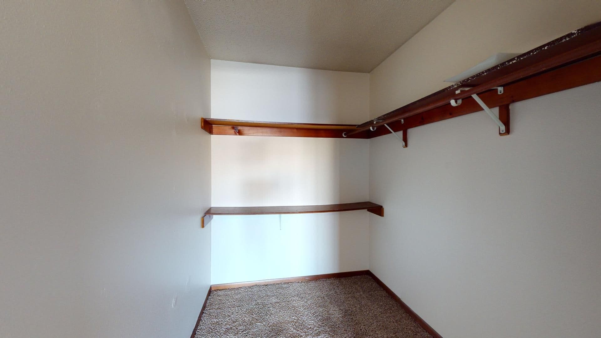Ames Apartment: 3500 Grand Avenue