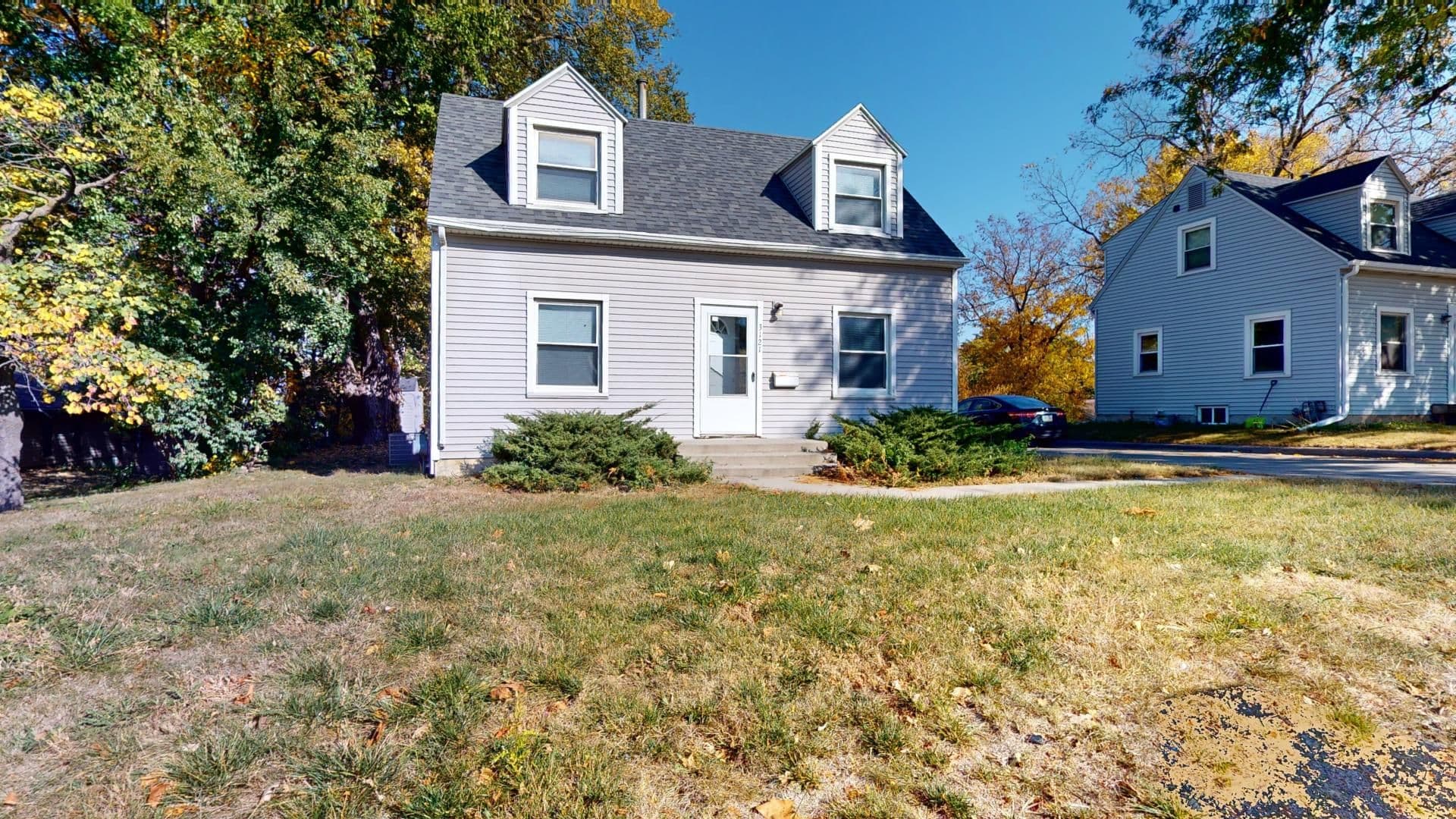 Ames House: 3121 Lincoln Way