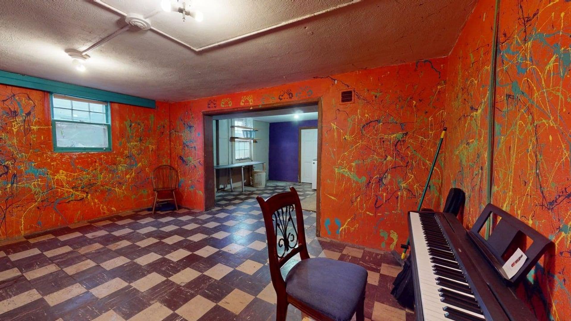 Ames House: 147 Campus Avenue