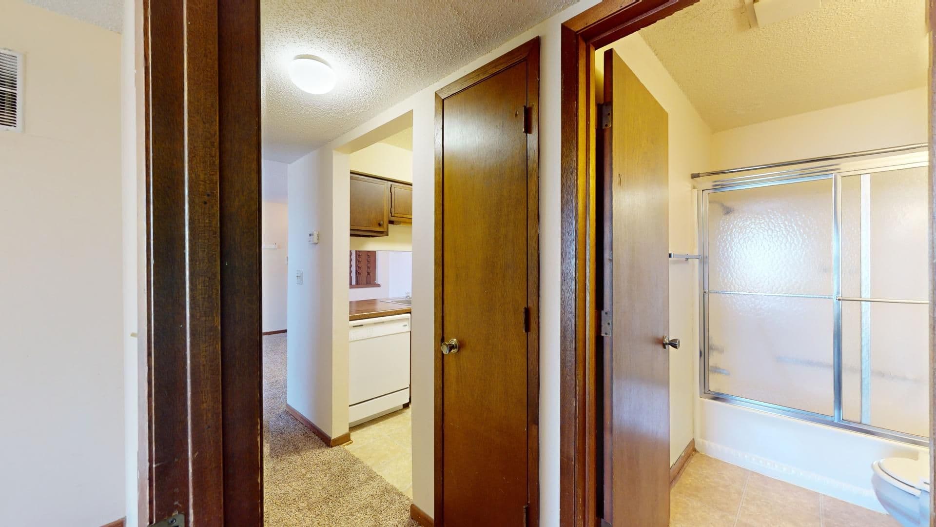 Ames Apartment: 3500 Grand Avenue