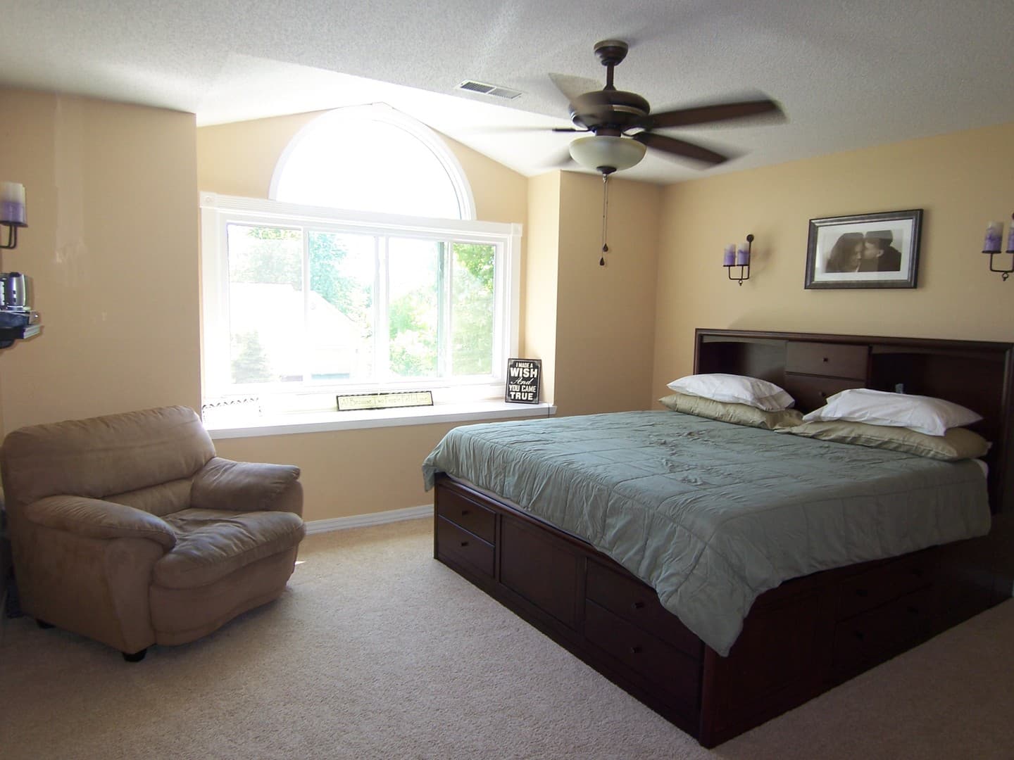 Ames House: 3801 Columbine Avenue