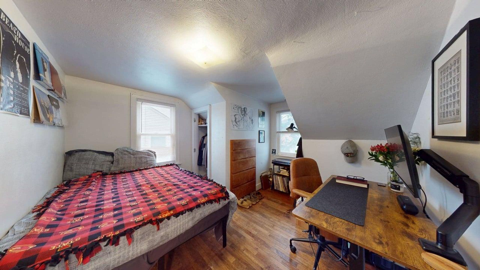 Ames House: 147 Campus Avenue