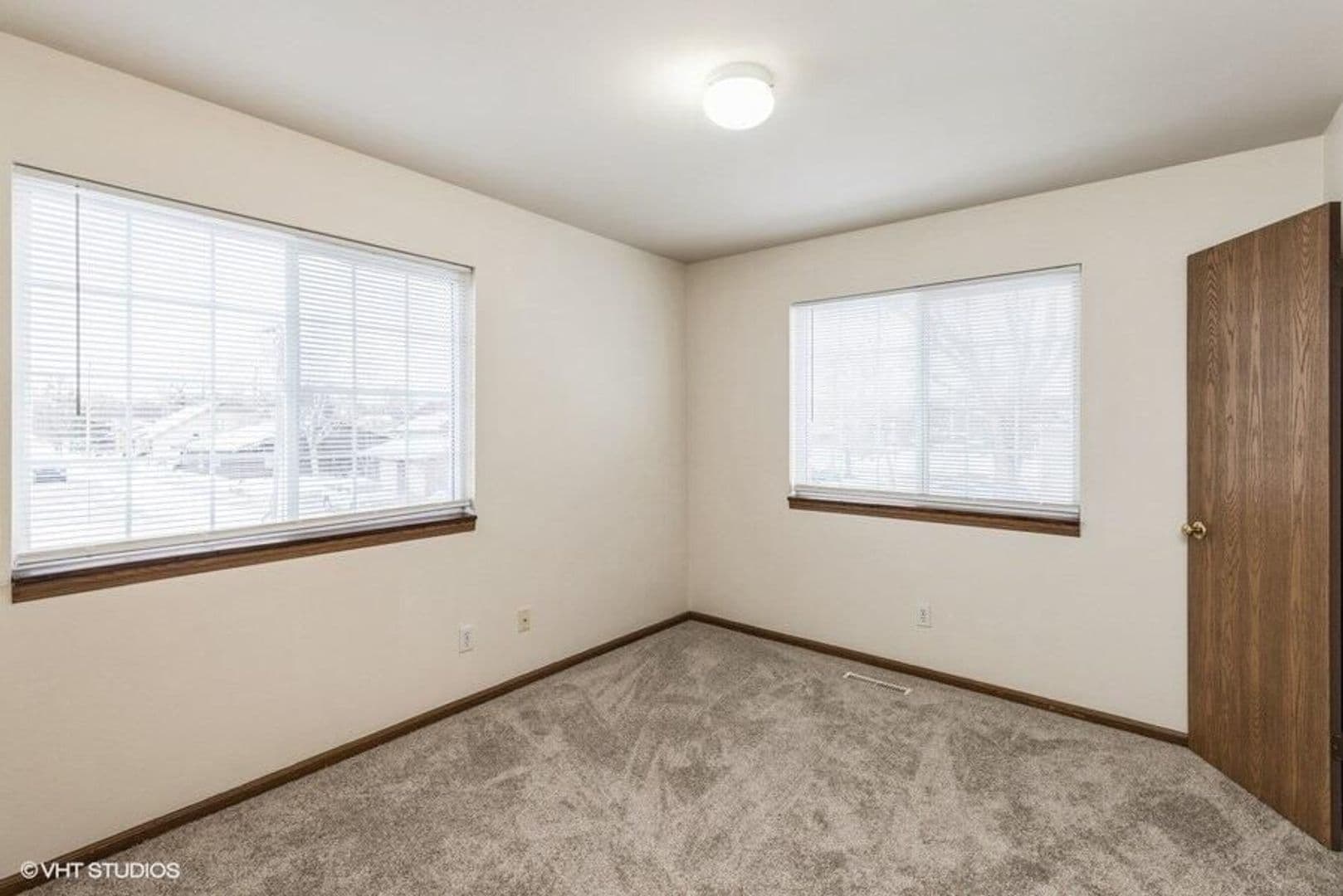 Ames House: 1510 Delaware Avenue #3