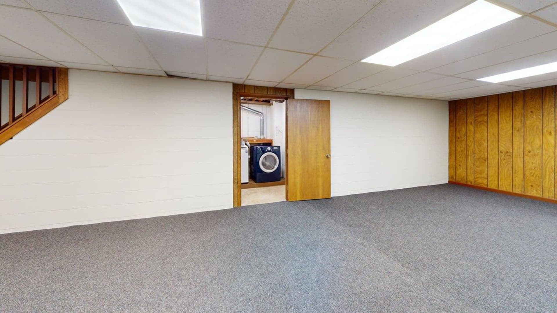 Ames House: 3315 Kingman Road