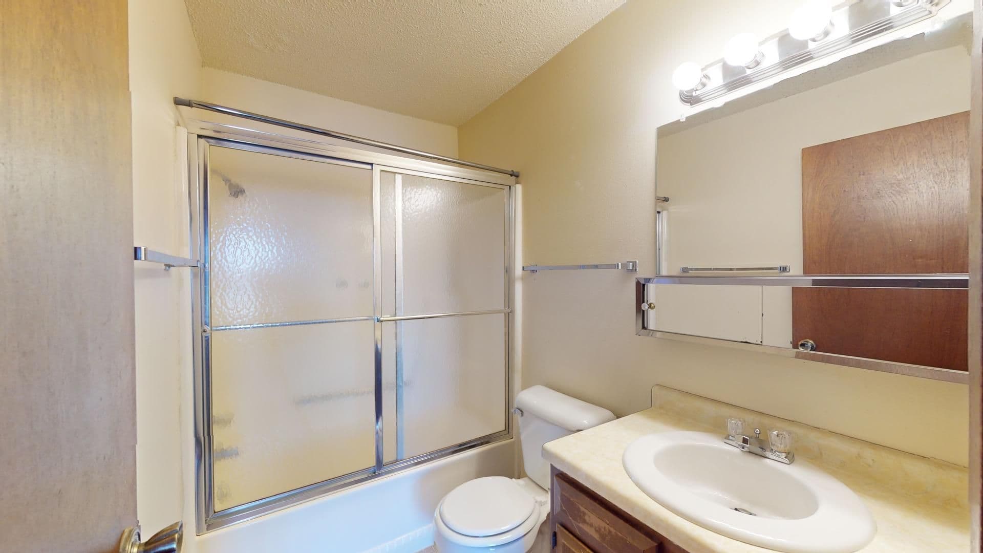 Ames Apartment: 3500 Grand Avenue