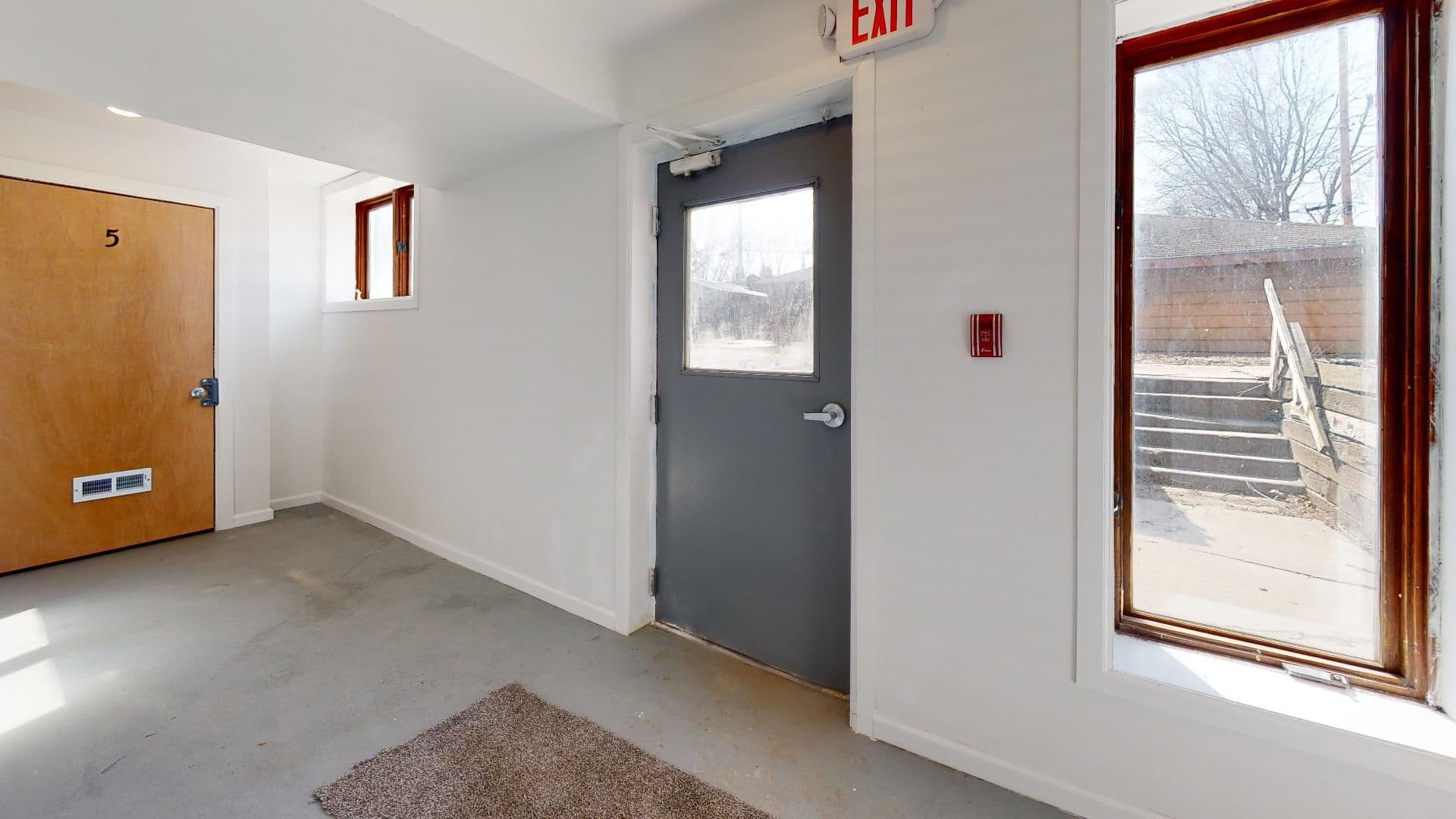 Nevada Apartment: 820 6th Street