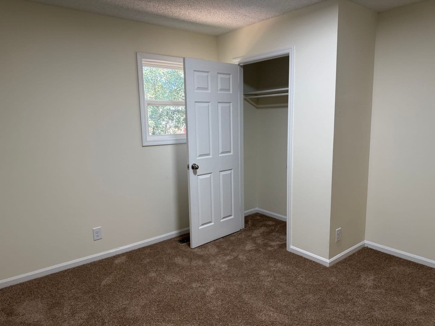 Macon Apartment: 3696 Case St