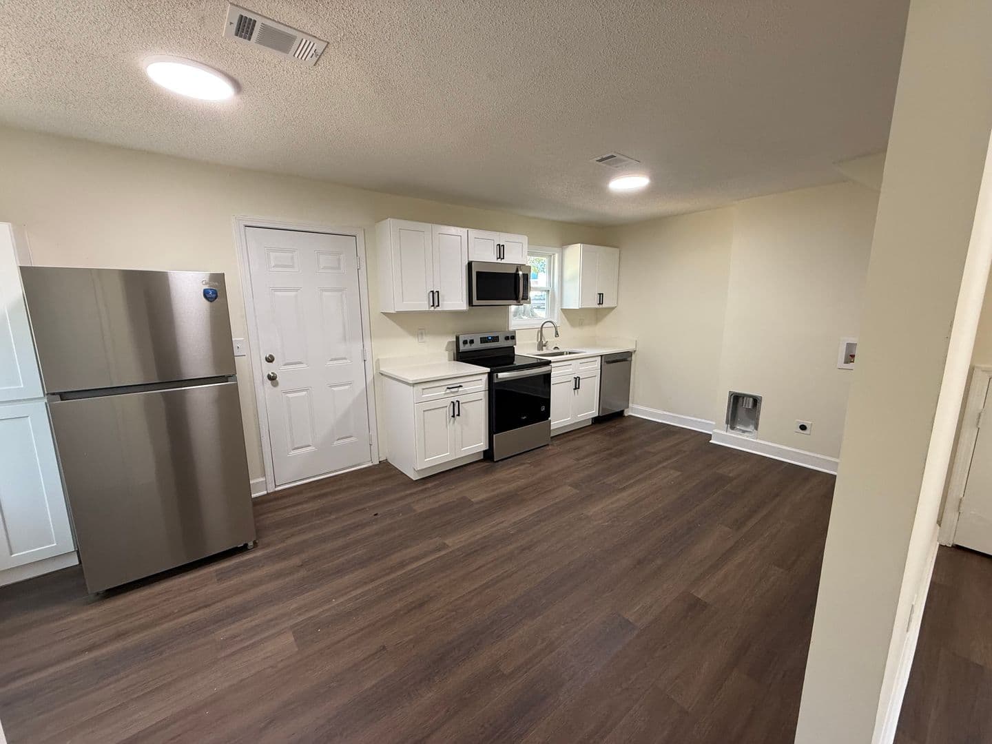 Macon Apartment: 3696 Case St