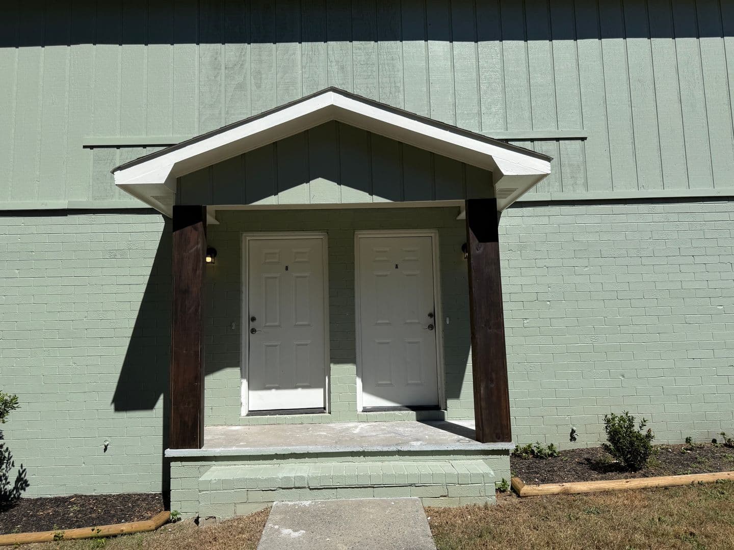 Macon Apartment: 3696 Case St