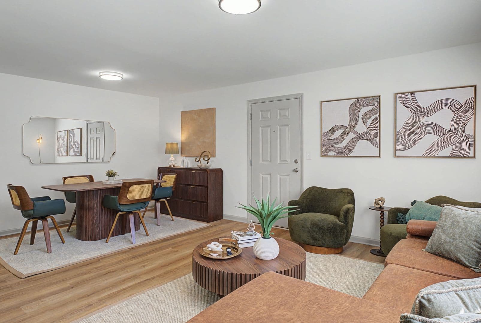 Griffin Apartment: 1128 W. College Street Ext.