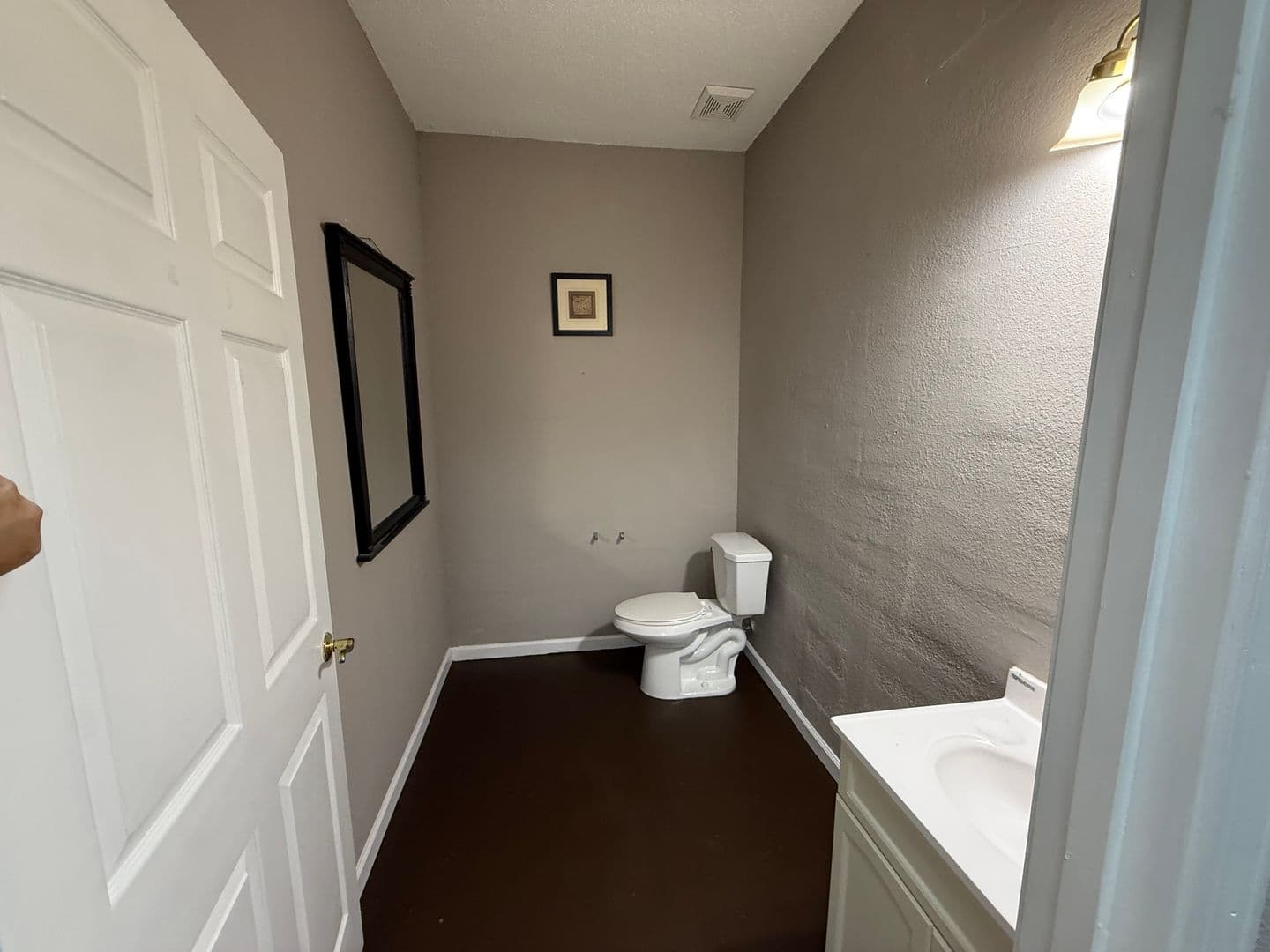 Dublin Apartment: 100 Kittrell St