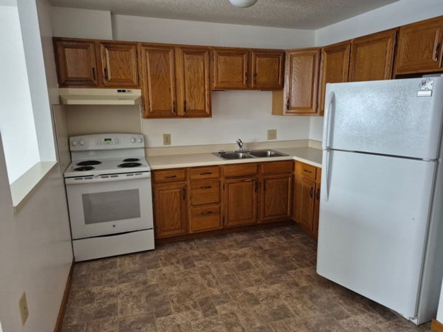 Cassville Apartment: 517 & 523 Mulberry Drive