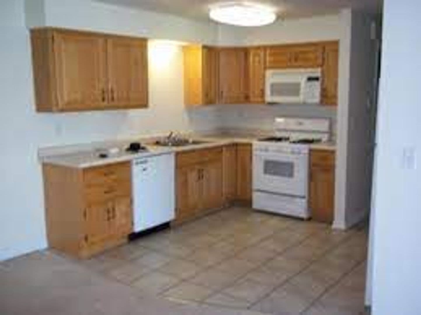 Bourbonnais Apartment: Multiple Addresses