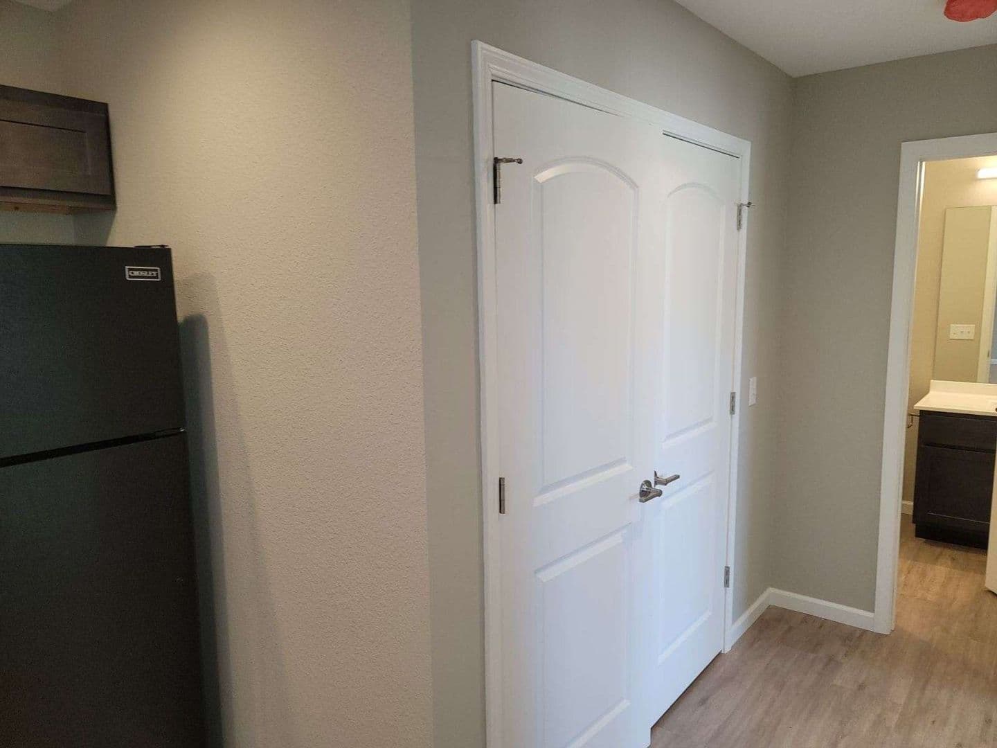 Shelbyville Apartment: 1401-1501 W. North 4th Street