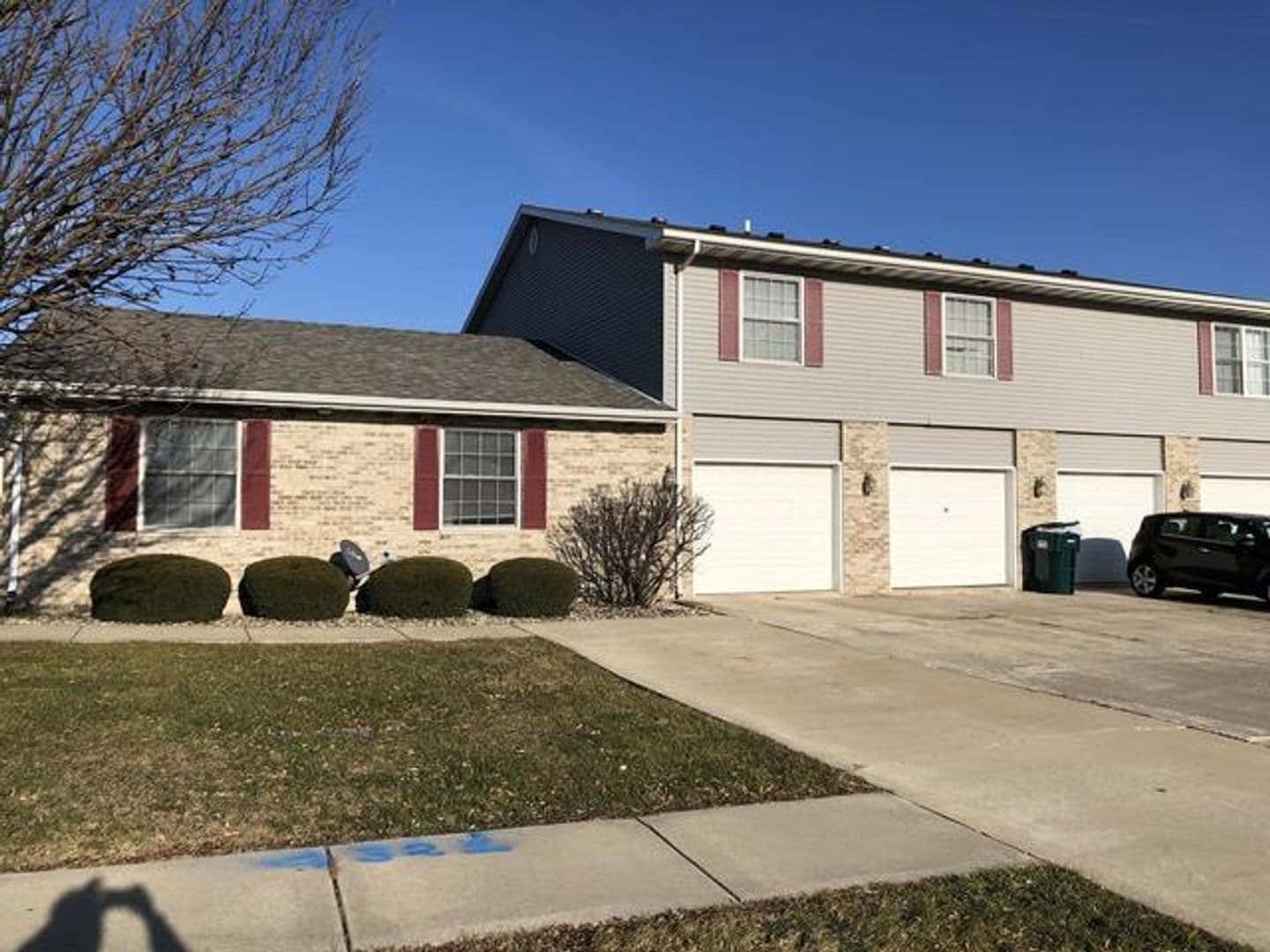 Bourbonnais Apartment: 1224 Winans Ave.