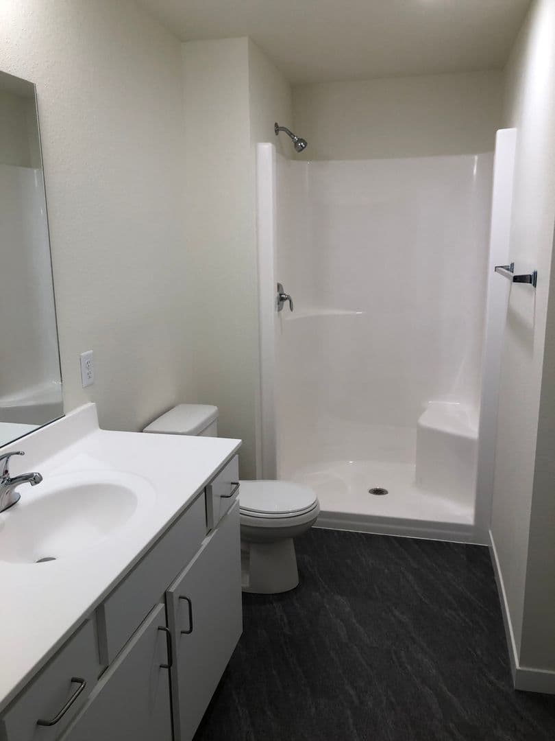 Viola Apartment: 316-317 Go Macro Way