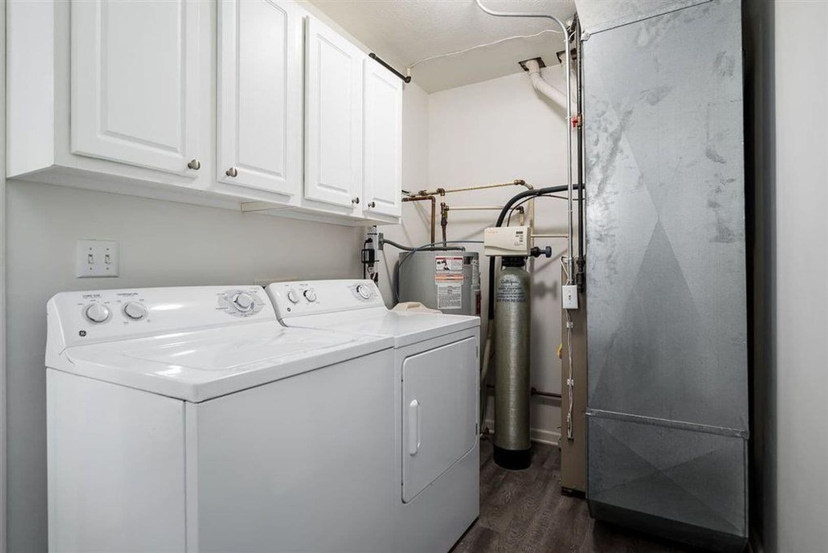Beloit Apartment: 500-530 Inman Parkway