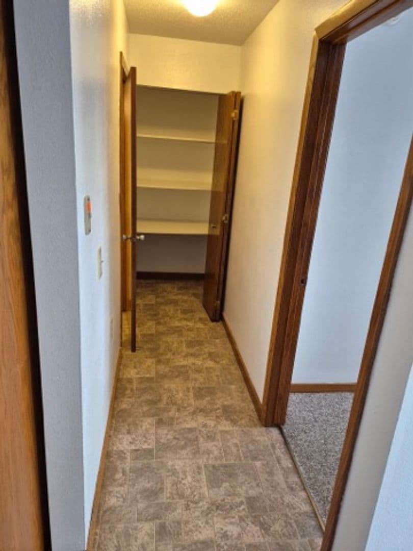 Cassville Apartment: 517 & 523 Mulberry Drive