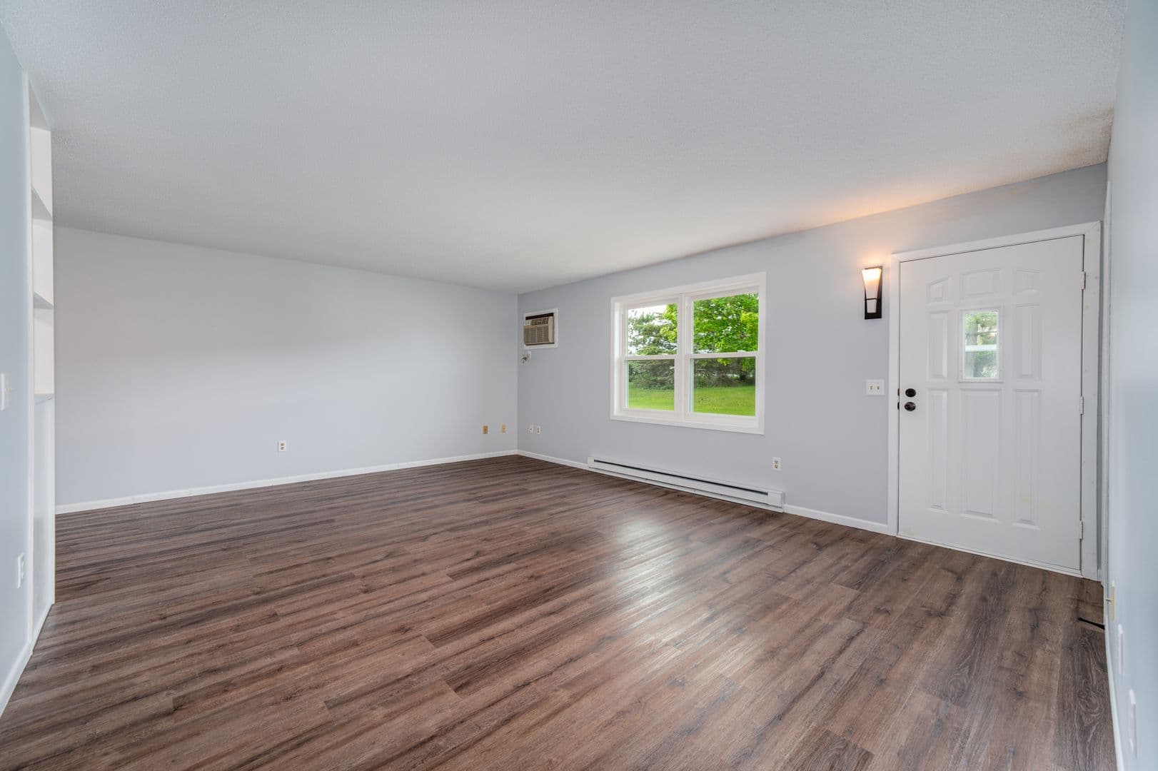 New Richmond Townhome: 1397, 1413, 1415, 1417, 1419, 1455, 1473 Doman Drive