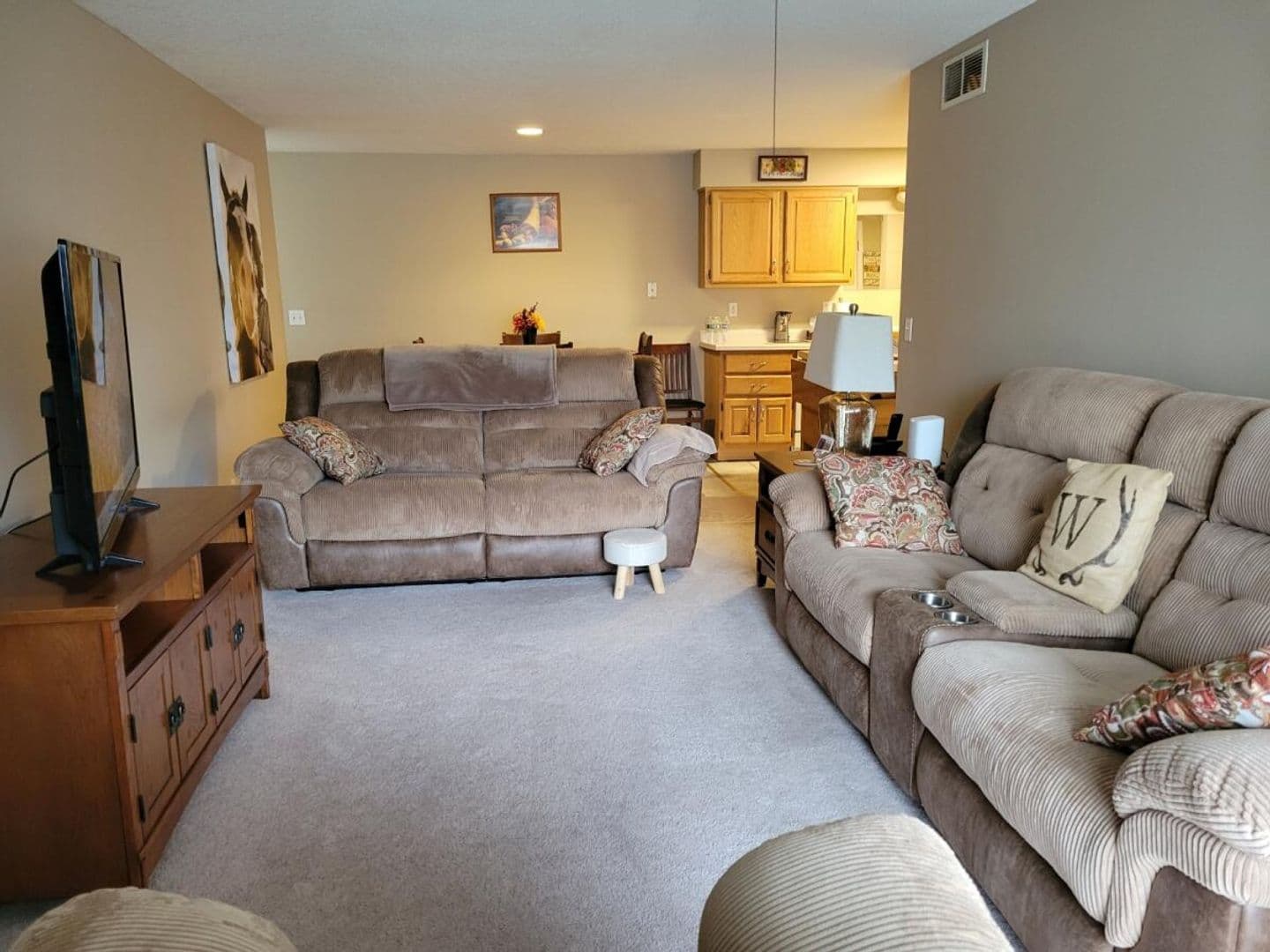 Bourbonnais Apartment: Multiple Addresses