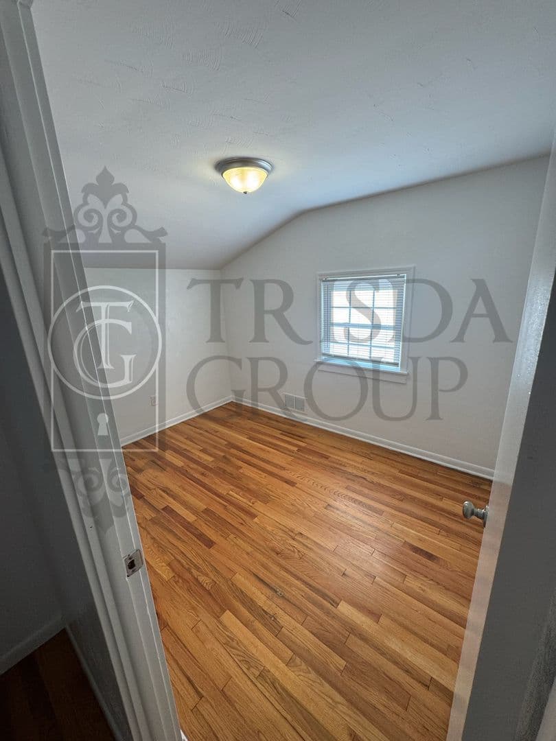 Pittsburgh House: 2361