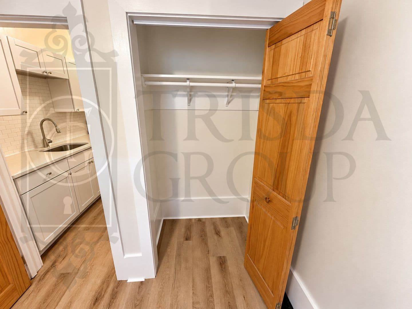 Crafton Apartment: 18