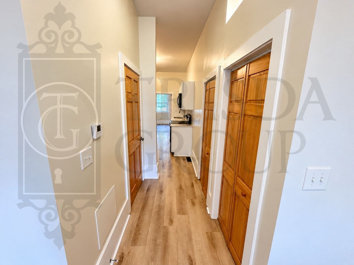Crafton Apartment: 18