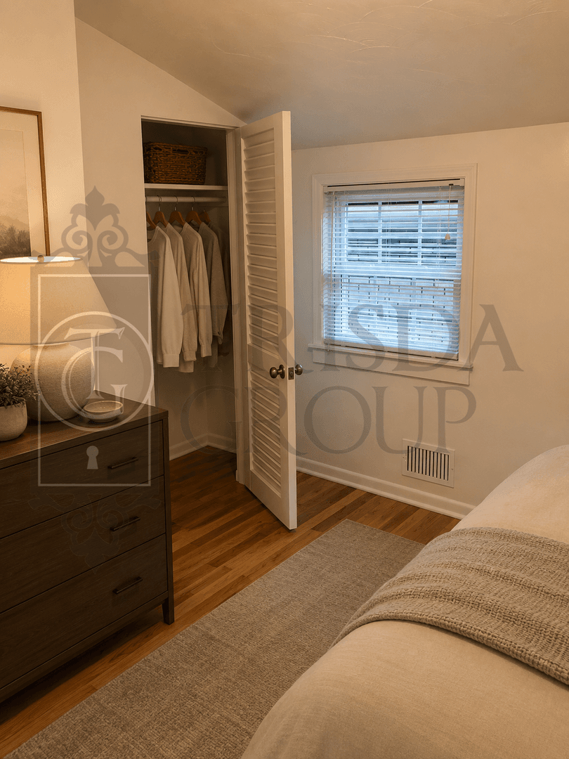 Pittsburgh House: 2361