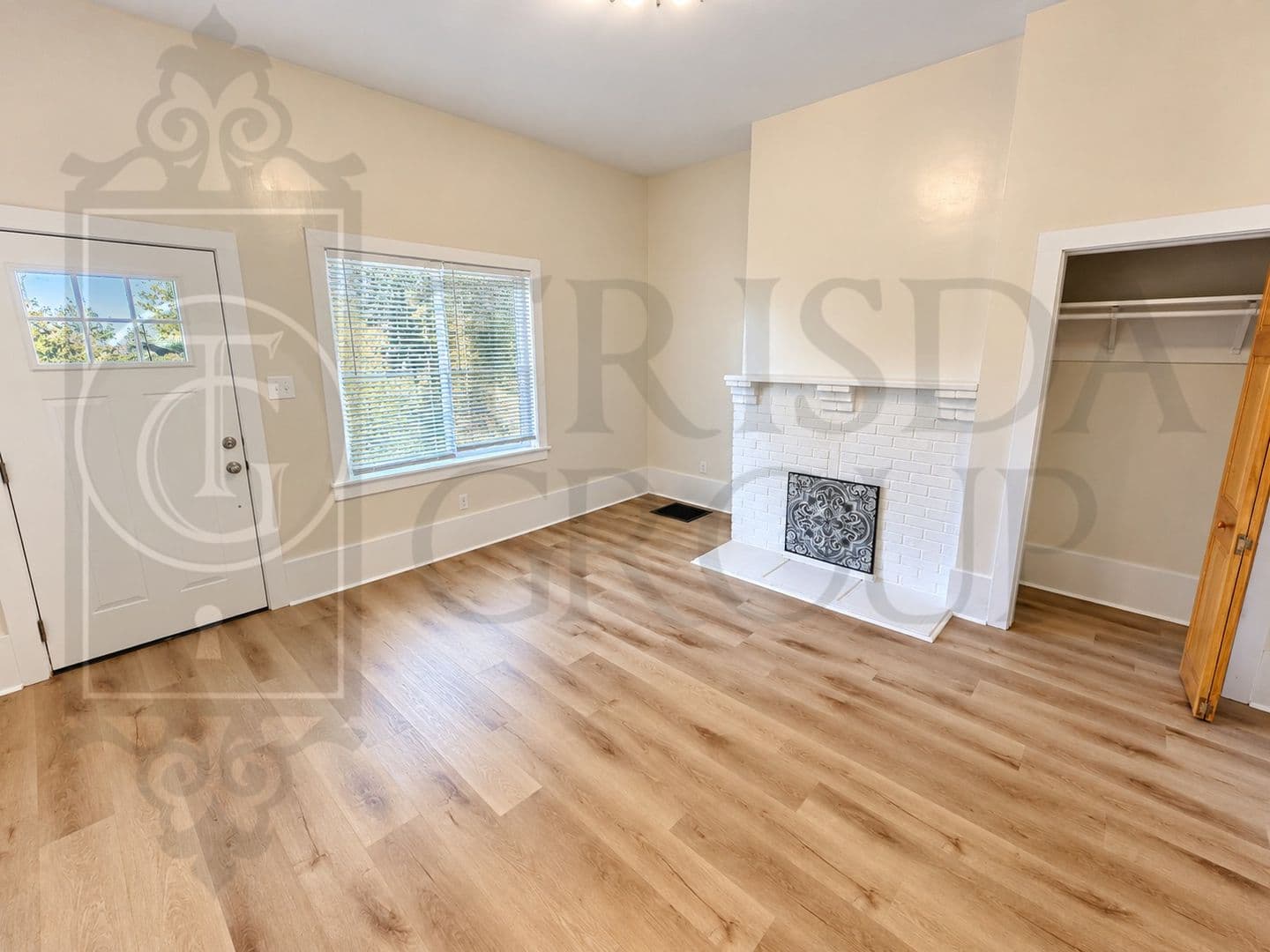 Crafton Apartment: 18