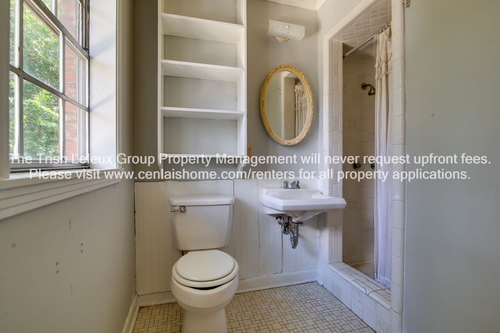Alexandria Apartment: 2343 Jackson St