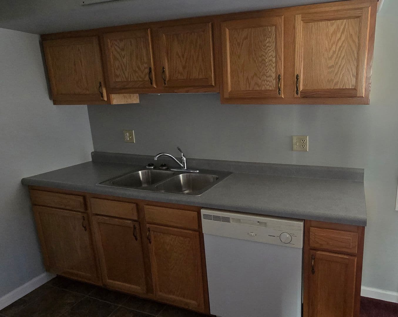 INDIANA Apartment: GRANT ST