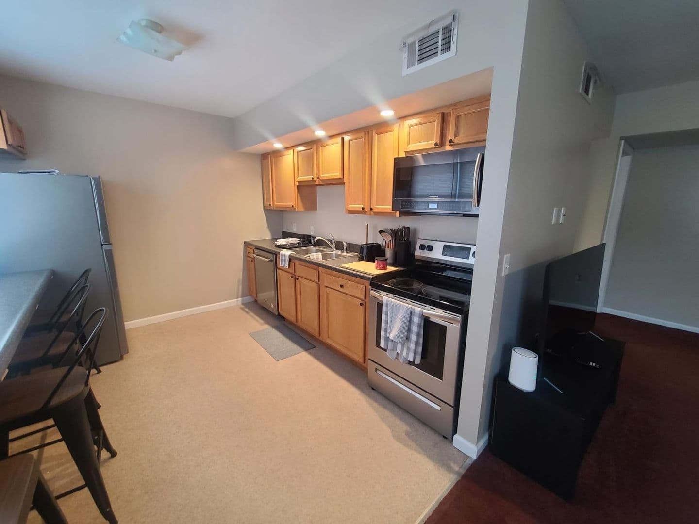 INDIANA Apartment: GRANT ST