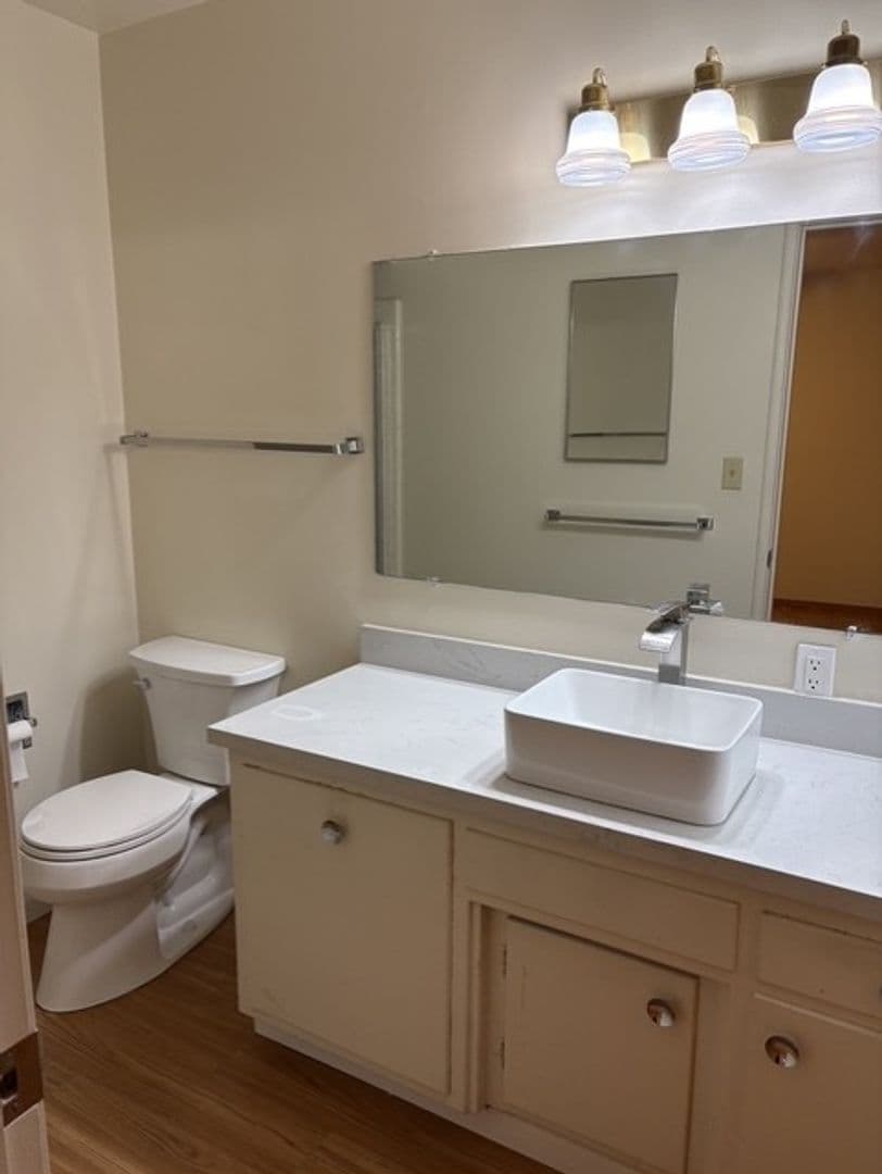 Modesto House: 3401 Fremont St