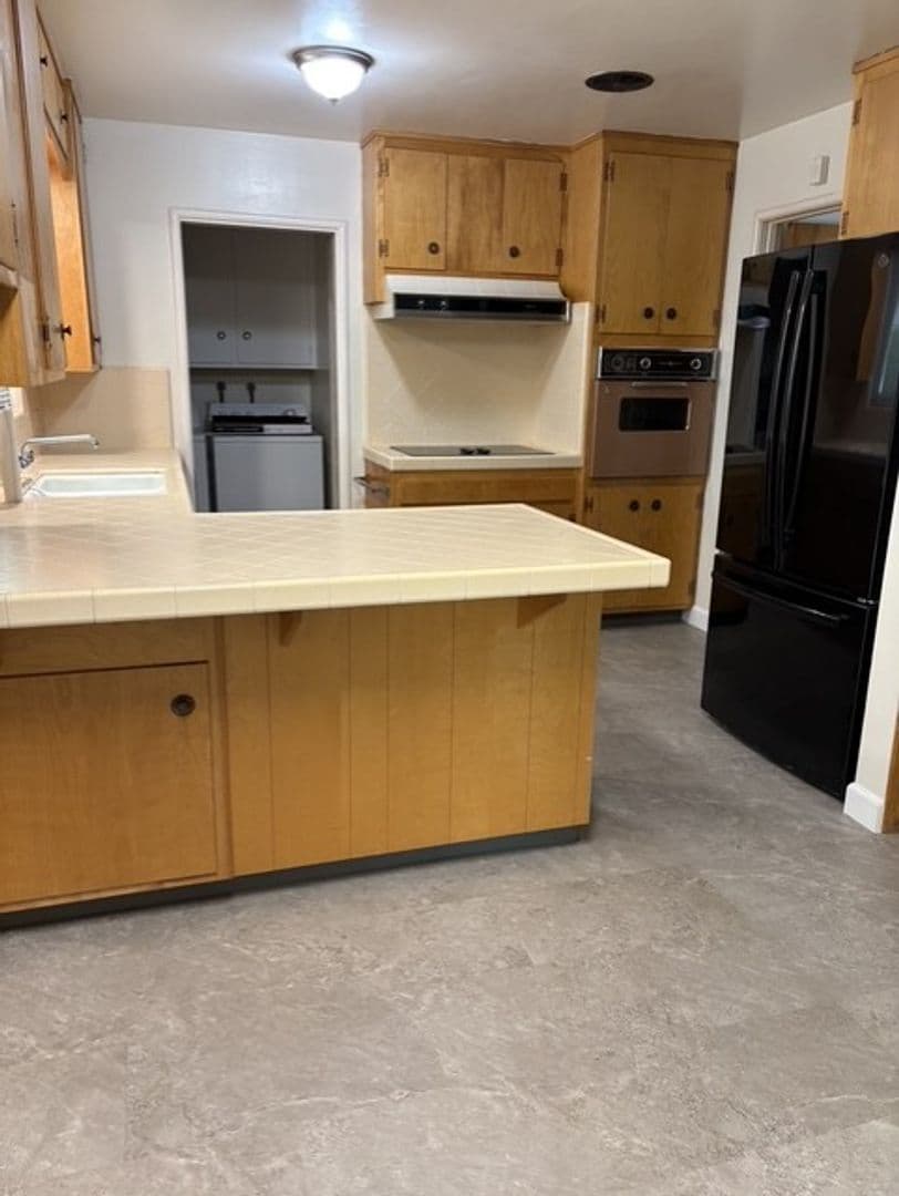 Modesto House: 3401 Fremont St