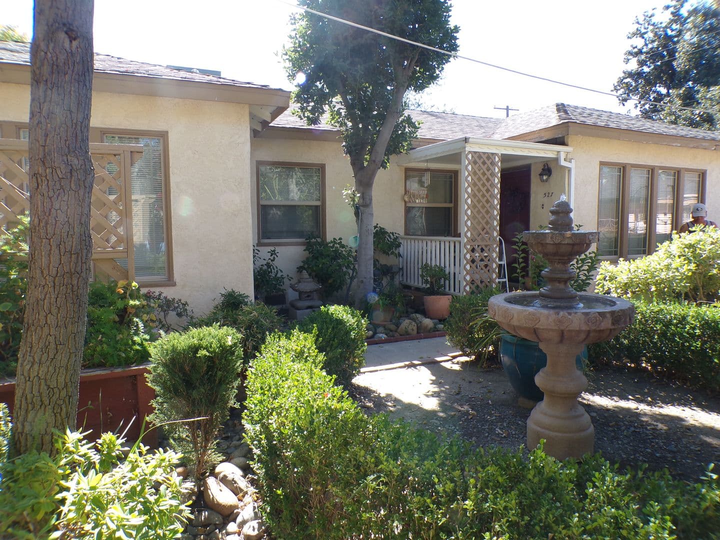 Modesto Apartment: 527 Orange Ave