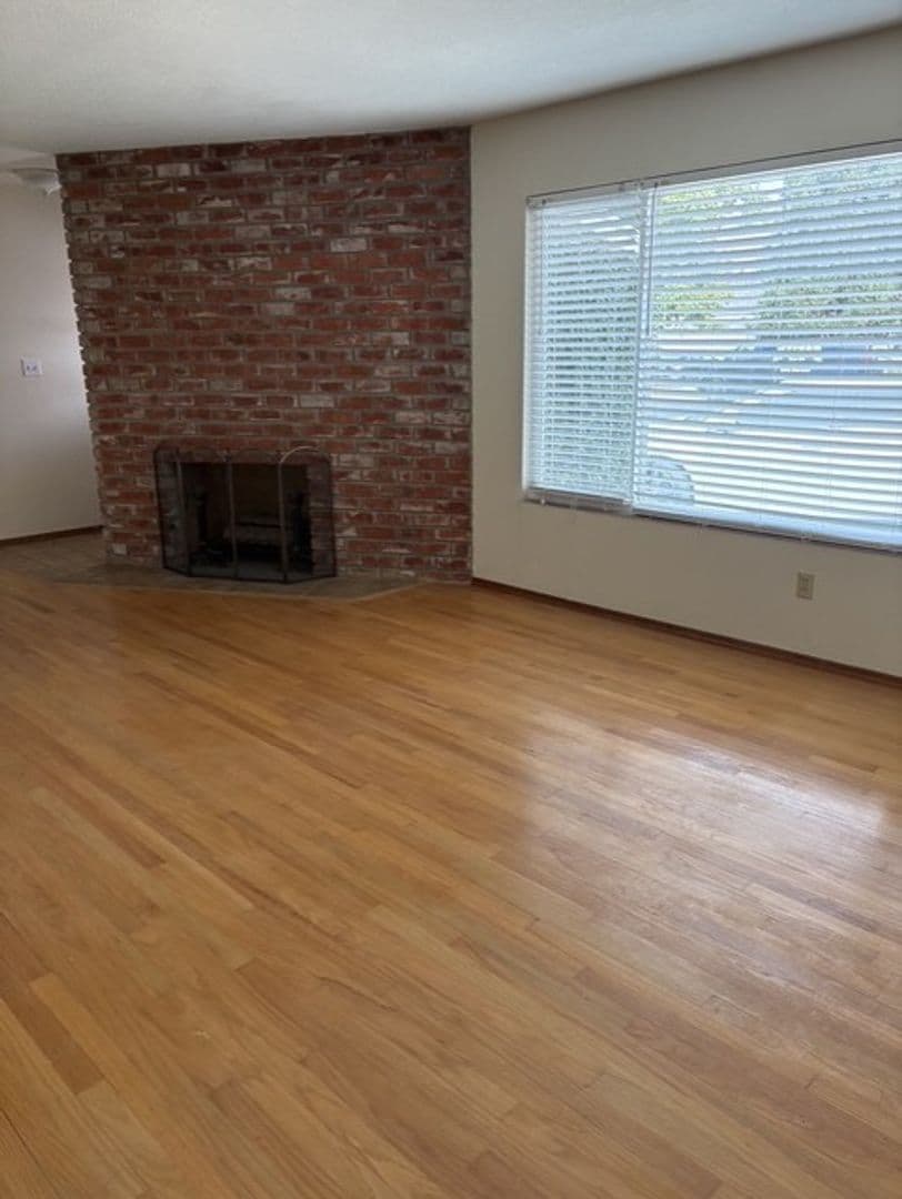 Modesto House: 3401 Fremont St