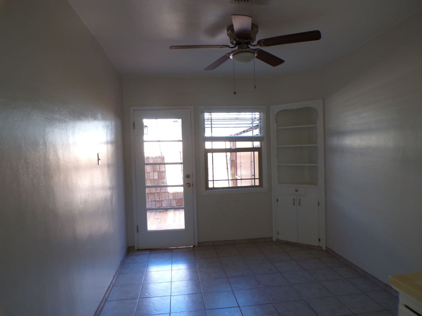 Modesto Apartment: 527 Orange Ave
