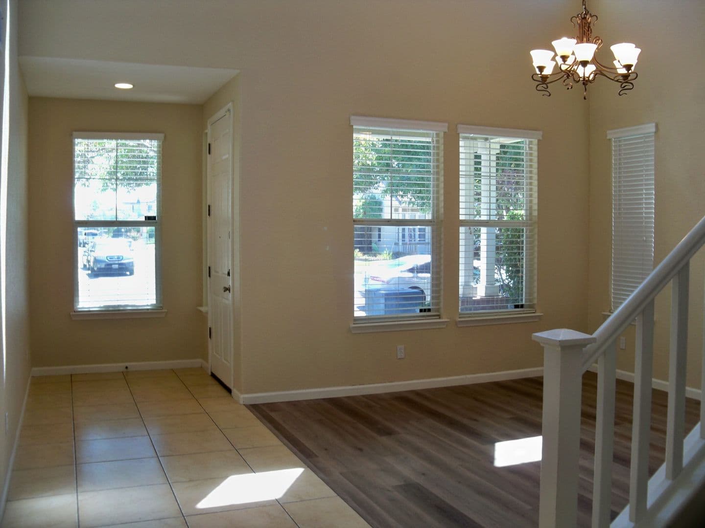 Modesto House: 2801 Amir Dr