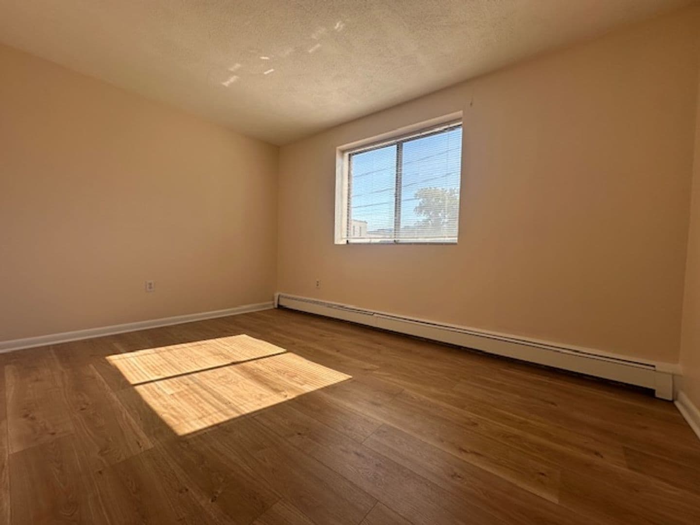 Quincy Apartment: 362 Centre St