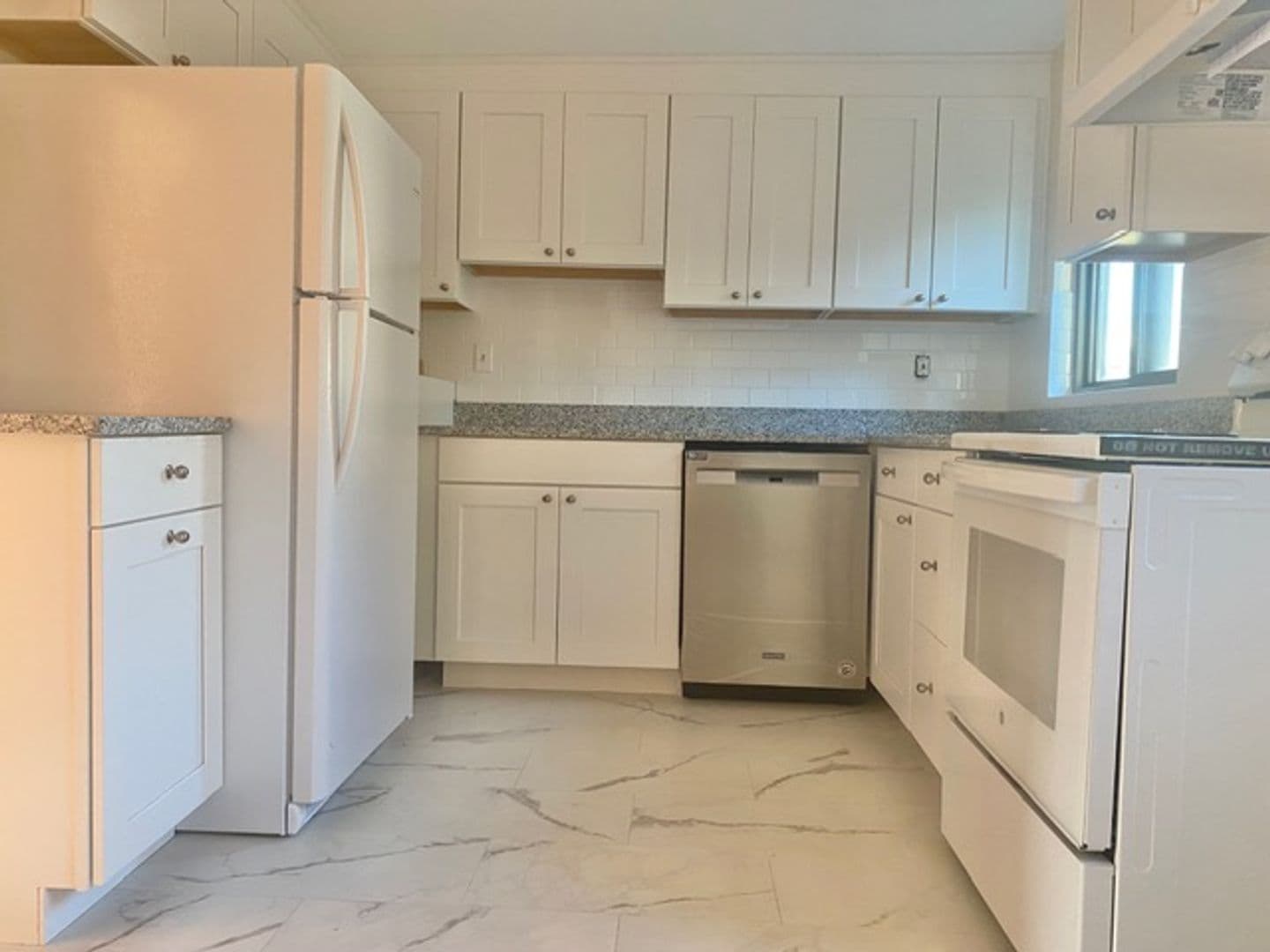 Quincy Apartment: 836 Sea St