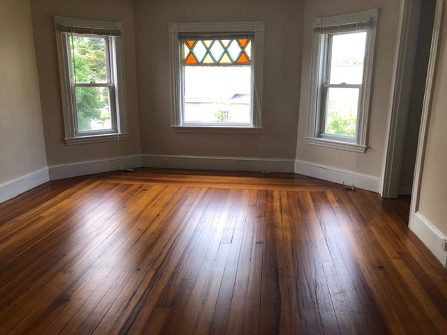 Quincy Apartment: 164-166 Franklin St