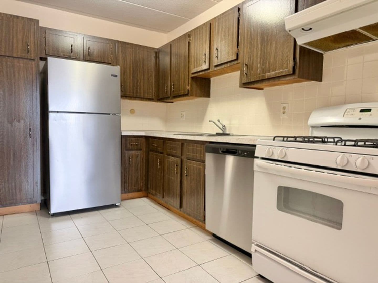 Quincy Apartment: 225 Independence Ave
