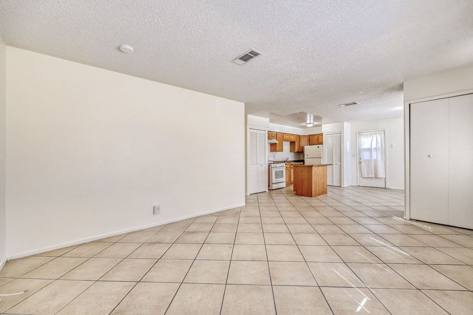 Las Vegas House: 1272 Lawry Ave